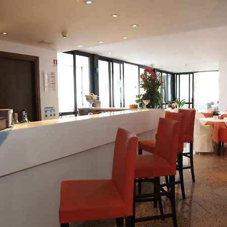 ליגננו סביאדורו Hotel San Carlo מראה חיצוני תמונה