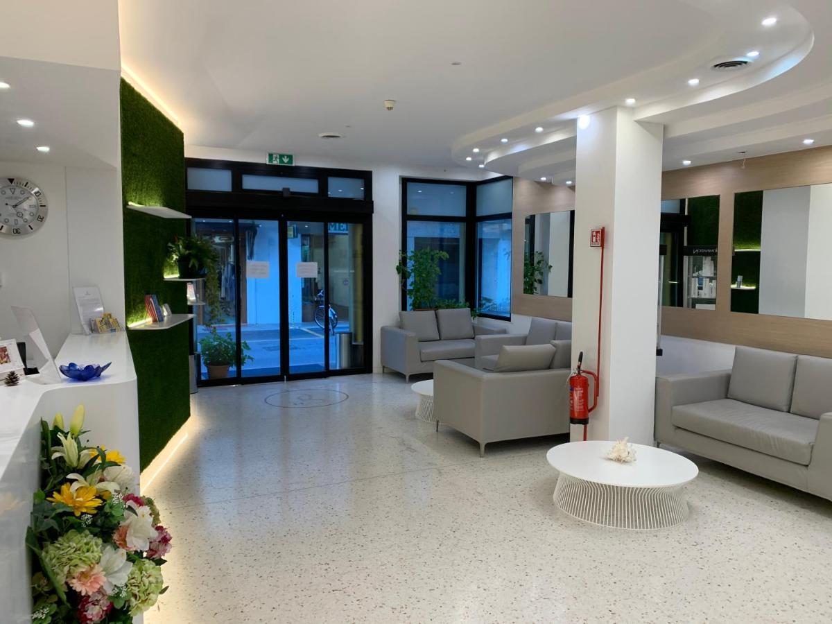 ליגננו סביאדורו Hotel San Carlo מראה חיצוני תמונה