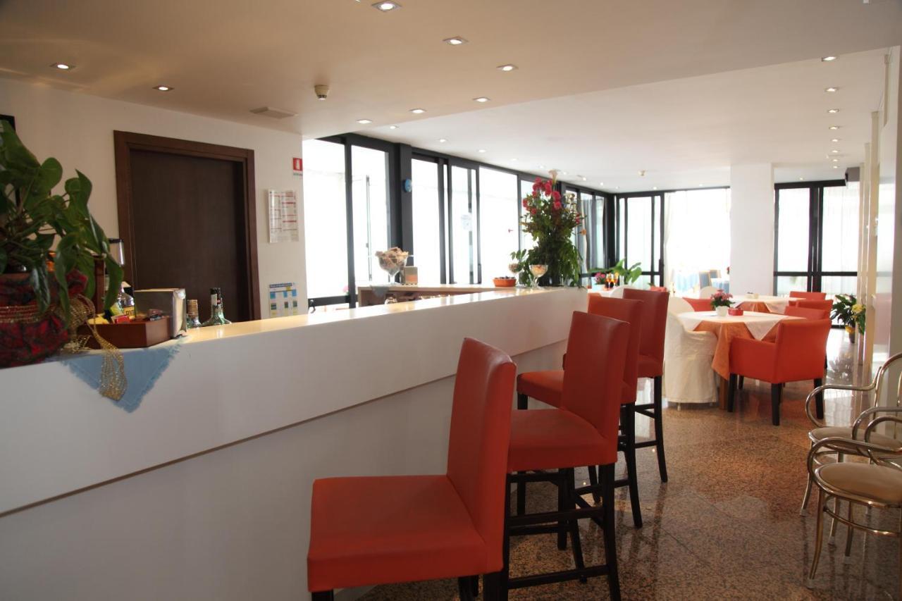ליגננו סביאדורו Hotel San Carlo מראה חיצוני תמונה