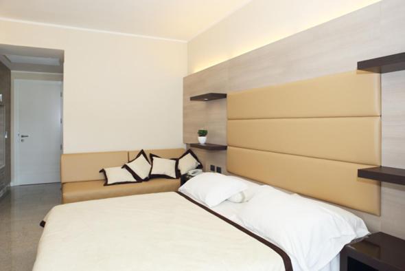 ליגננו סביאדורו Hotel San Carlo מראה חיצוני תמונה