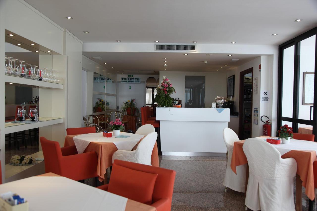 ליגננו סביאדורו Hotel San Carlo מראה חיצוני תמונה